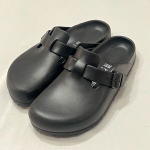 Black Birkenstock Clogs 38